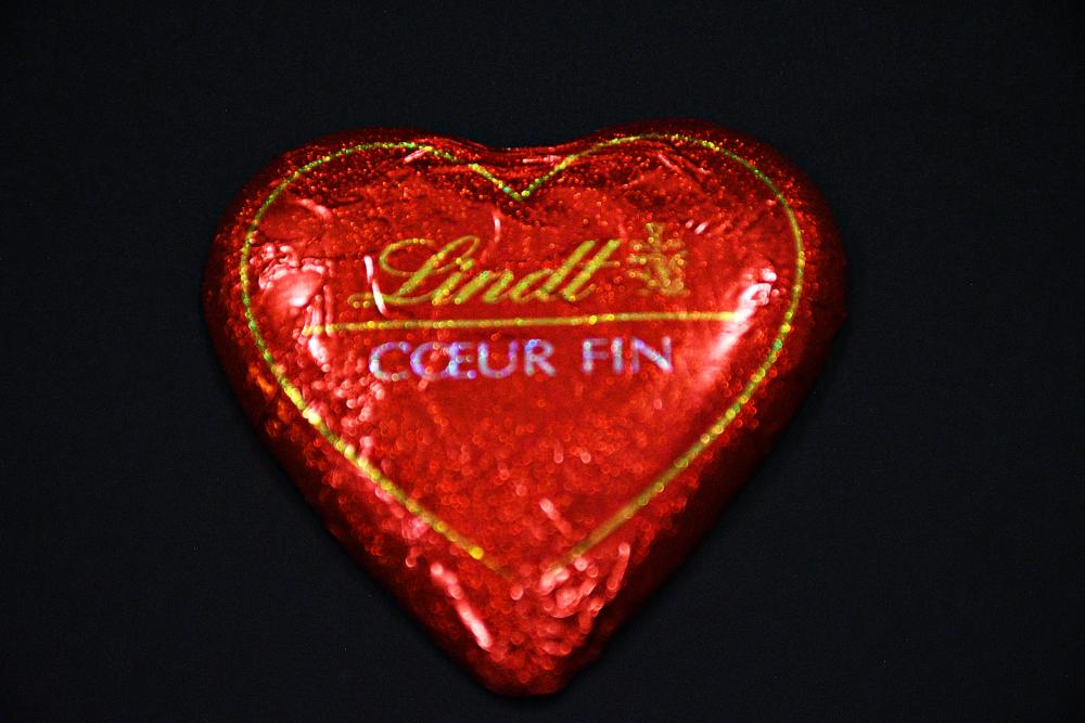 ЧОКОЛ ЛИНДТ 24 ГР МЛЕЧНИ СРЦА